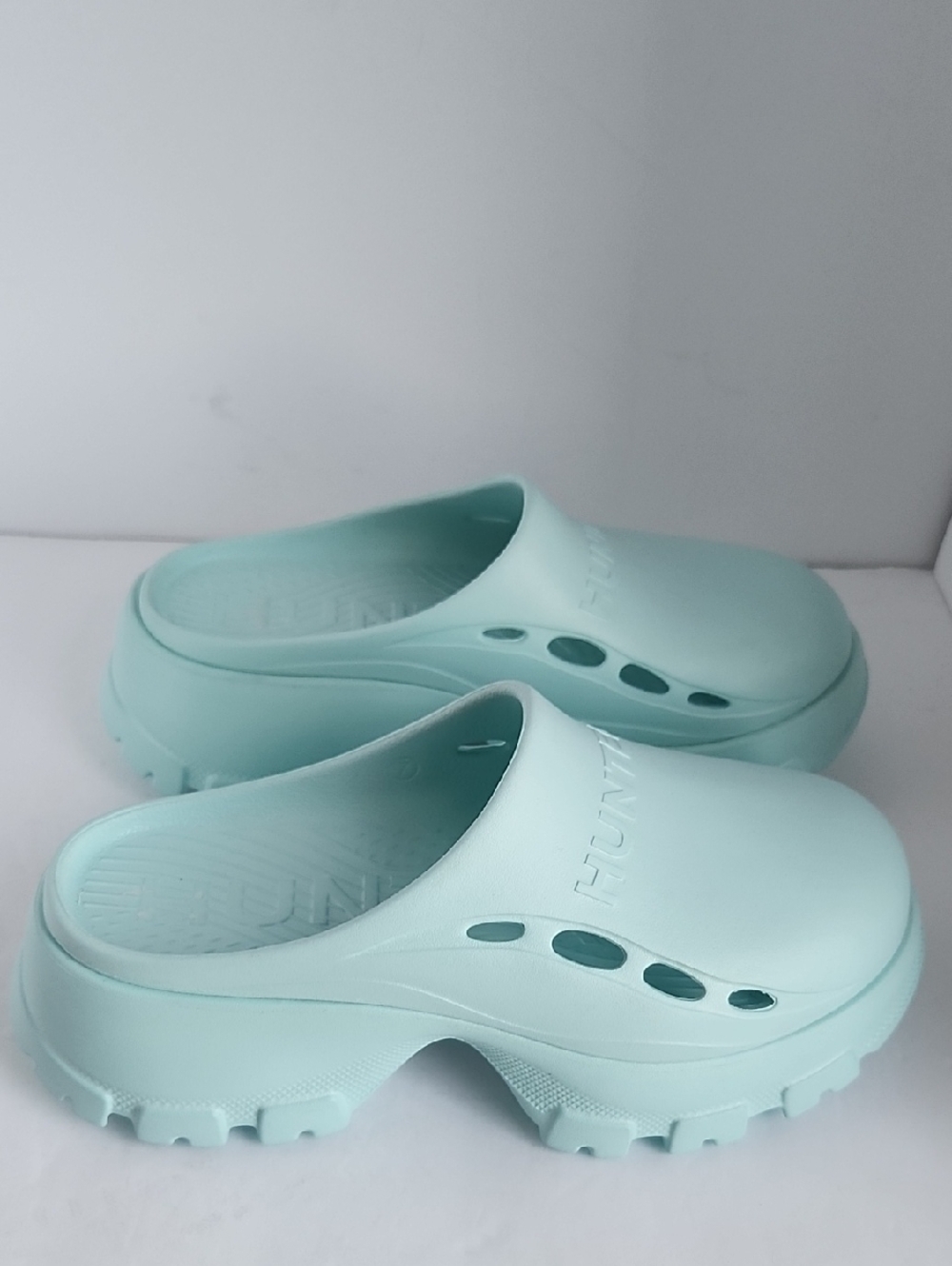 Hunter Light Aqua Slip-On Clog with Red-Trim Logo